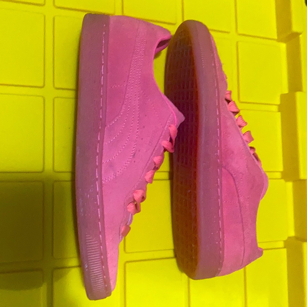 Pumas Suede (Classic)